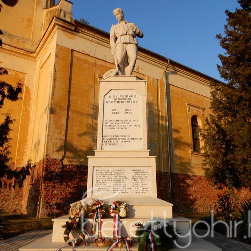 A II. világháború áldozataira emlékeztünk 26